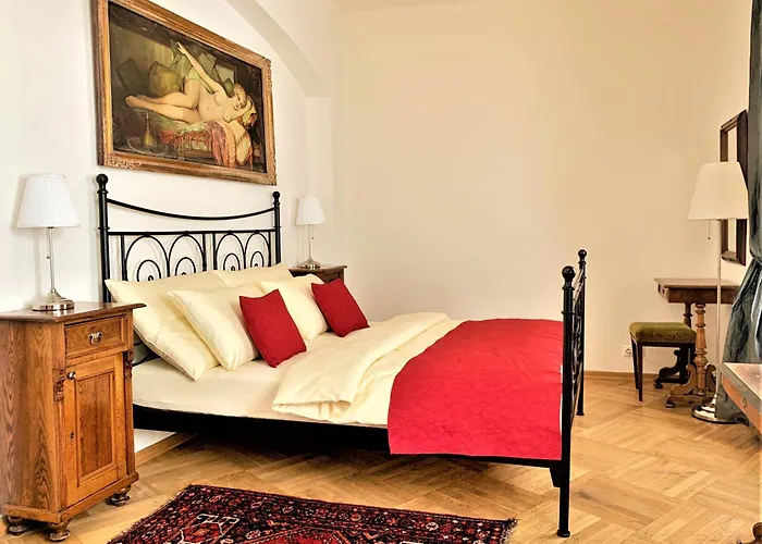 Small Luxury Palace Residence Praga